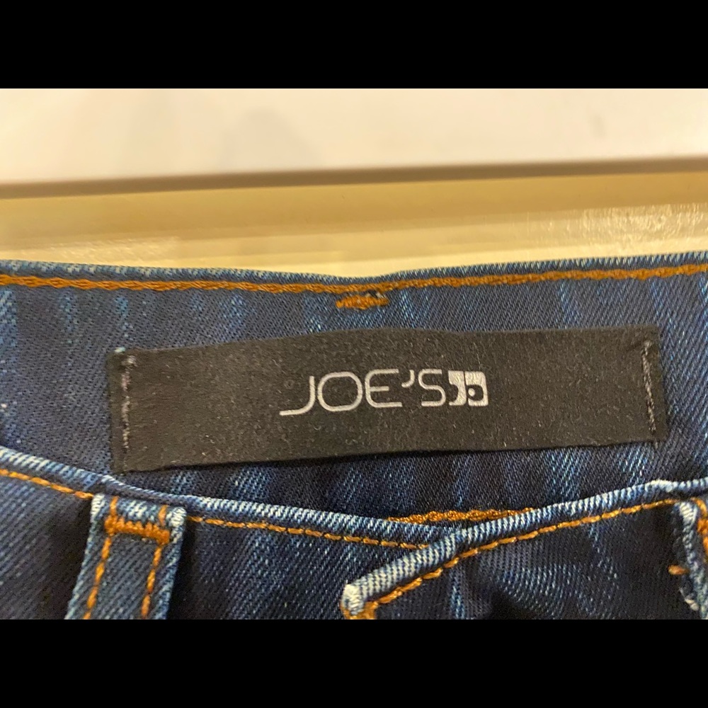 Women’s Tall Joe’s dark wash denims.